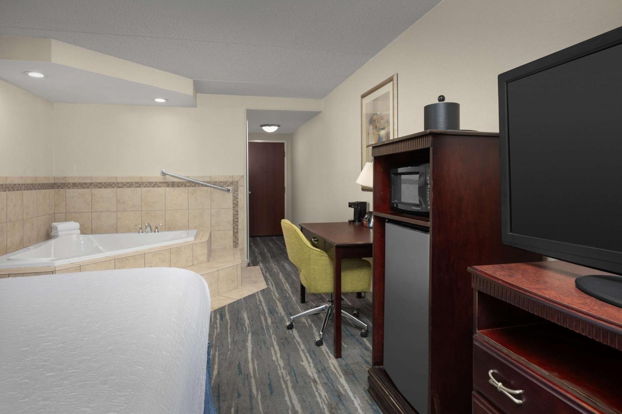 Hampton Inn Syracuse Clay Liverpool Exteriör bild